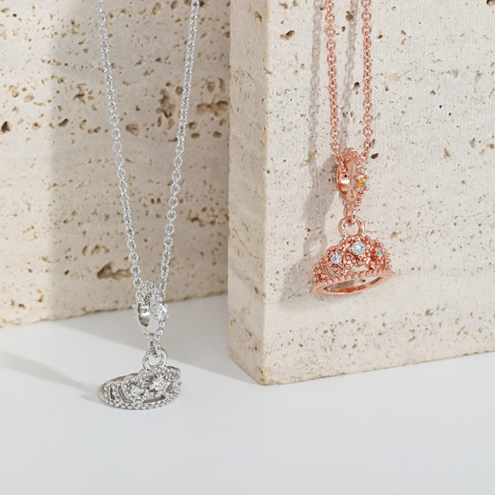 Cartoon Princess Heart Pendant Necklace for Women Japanese and Korean Style Simple Original Design High-end Rhinestone Crown Necklace