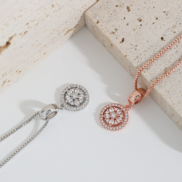 Original Design Lucky Four-Leaf Clover Necklace Rose Gold Round Diamond-Encrusted Korean Style Simple Camellia Round Necklace