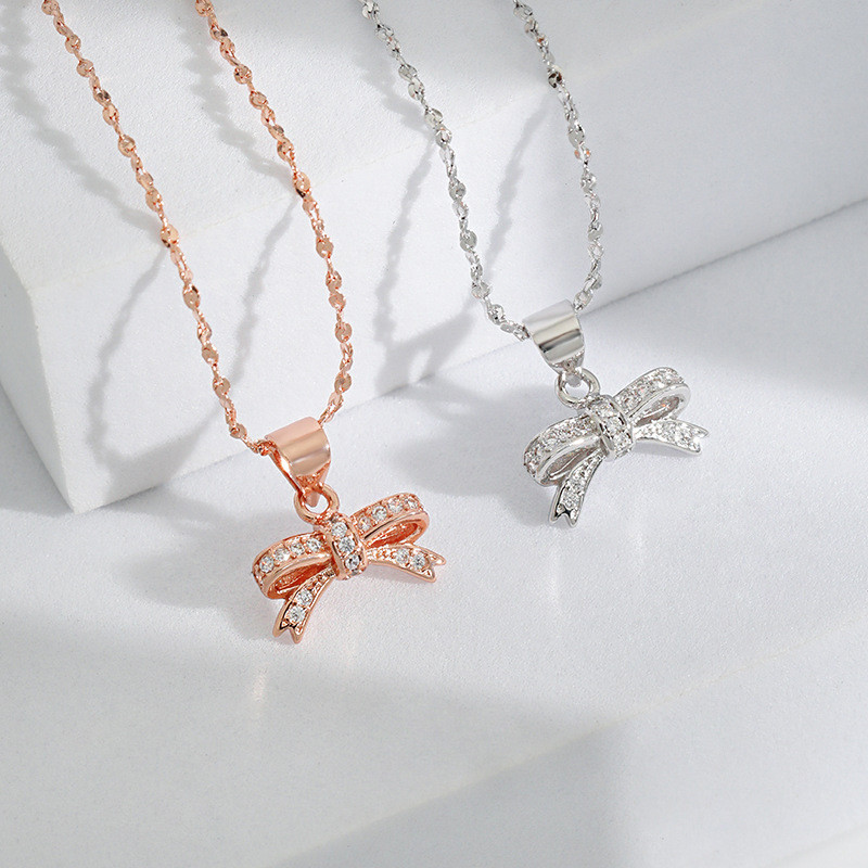 Irregular Bow Pendant Collarbone Chain for Women, Internet Celebrity Japanese and Korean Version, Niche High-end Design Bow Necklace