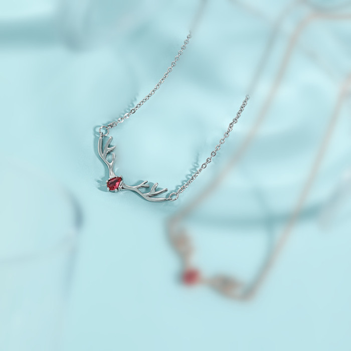 Forest Style Deer Necklace Qixi Valentine's Day Gift for Girlfriend Antler Christmas Ornament One Deer One Road Necklace