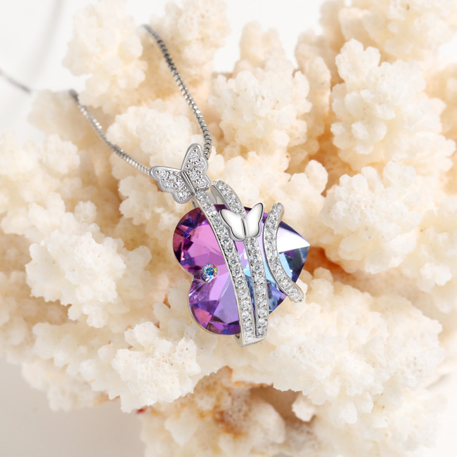 Tume Hot-Selling European and American Fashion Internet Celebrity Necklace Mother's Day Gift Iridescent Ocean Heart Butterfly Heart Necklace