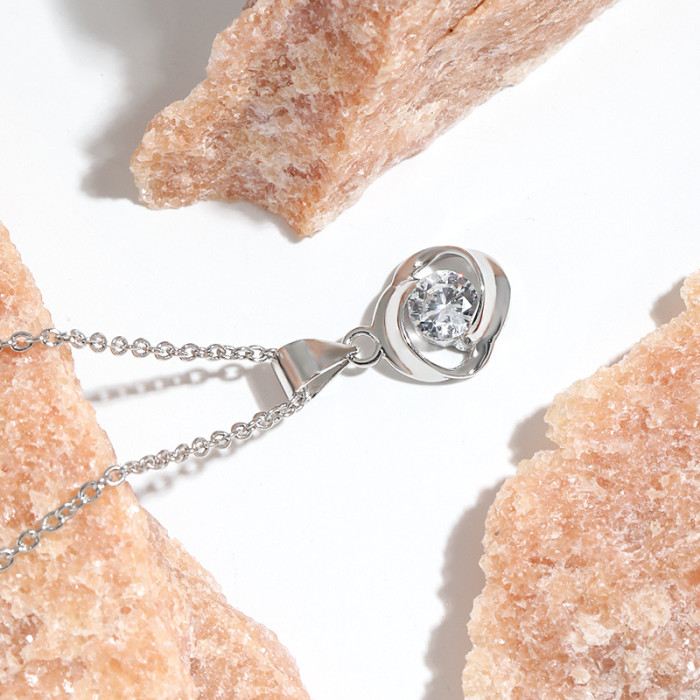 Rose Love Topaz Pendant Necklace Gift for Girlfriend Birthday Internet Celebrity Versatile Lake Blue Zircon Ocean Heart Necklace