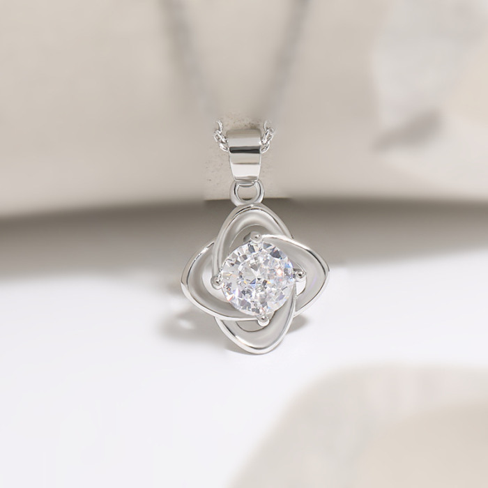 520 Gift for Girlfriend Flower Pendant Collarbone Chain Valentine's Day Gift Simple Versatile Korean Style Lucky Four-Leaf Clover Necklace