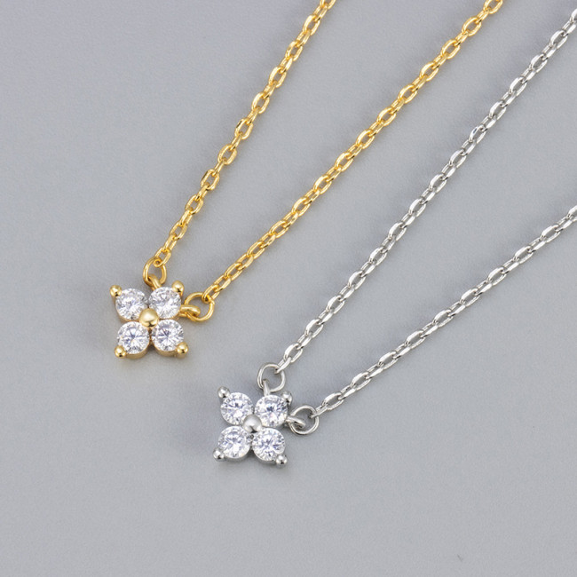 Foreign Trade Fashion Cross-Border New Hot-Selling Four-Leaf Clover Zircon Necklace for Women Versatile Light Luxury Niche High-End Clavicle Chain