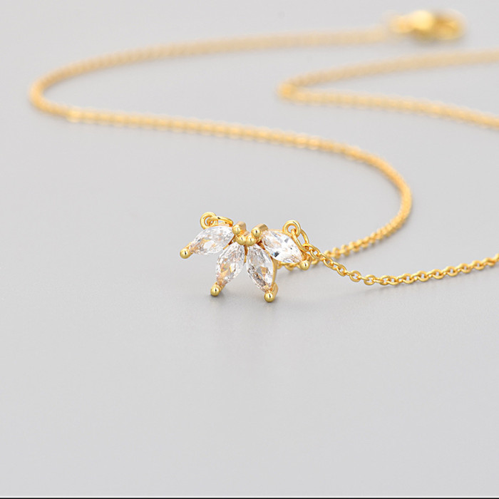European and American Cross-Border Niche Light Luxury Minimalist Style Leaf Necklace for Women Vintage Fashion Simple Elegant Choker Collarbone Chain