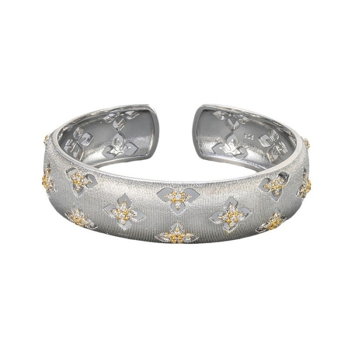 Vintage Minimalist Zircon Brushed Bracelet for Women, Light Luxury Niche High-end Feel, Elegant Jewelry, Hollow Four-leaf Clover Personality
