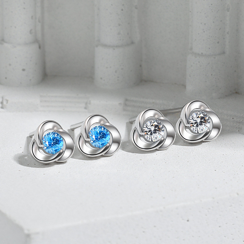 Lucky Clover Versatile Earrings for Women Three-Petal Rose Fresh Ocean Heart Aquamarine Zircon Earrings