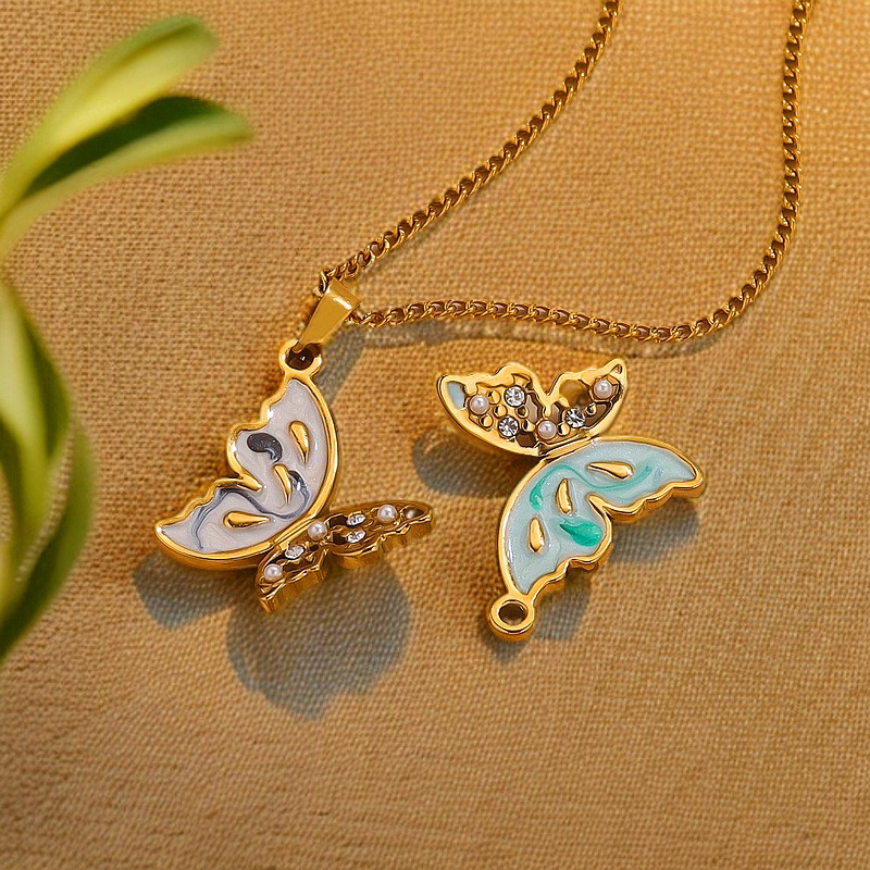 Stainless Steel Butterfly New Retro Butterfly Pattern DIY Pendant Titanium Steel Animal Pattern Niche Accessories Wholesale