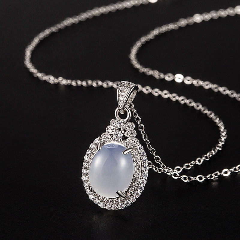 New Chinese Style Necklace Ice Transparent Chalcedony Women's High-end Elegant Diamond-studded Pendant National Trend Retro Niche Design Clavicle Chain