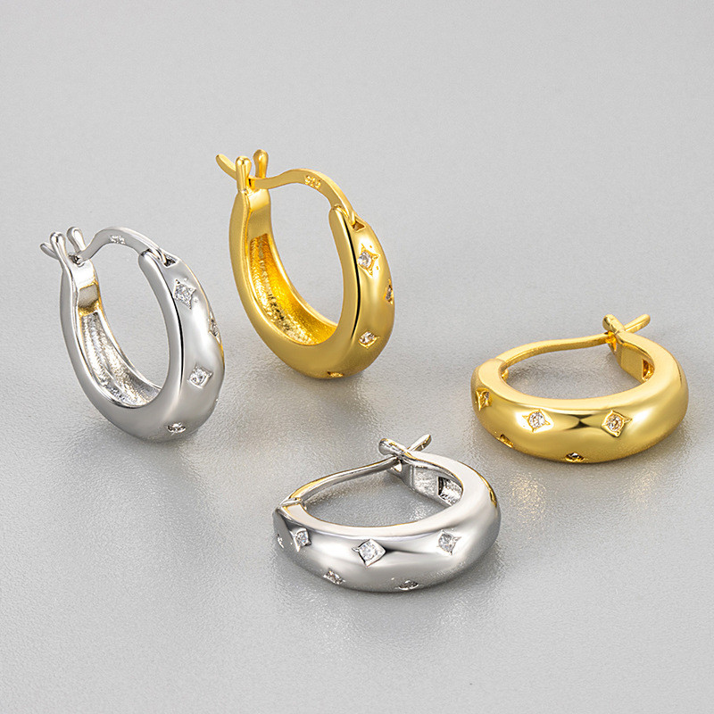 European and American Cross-Border Inlaid Diamond Four-Pointed Star Earrings Niche Design Versatile Japanese and Korean Simple Creative Women's Light Luxury Earrings Wholesale