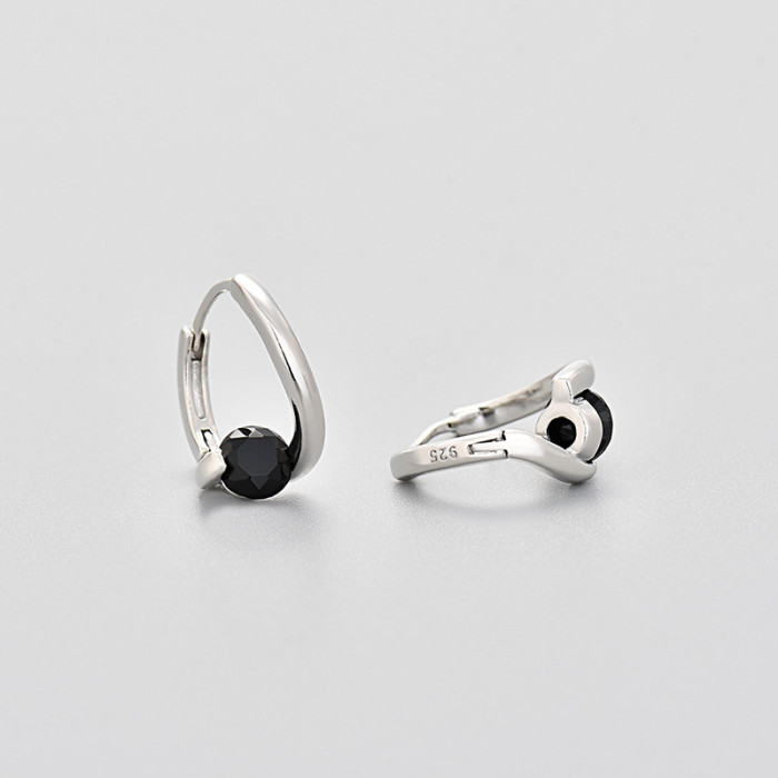 Round Cross Earrings Elegant Ear Clips Versatile Niche High-End Fashion Hoop Earrings New 2024