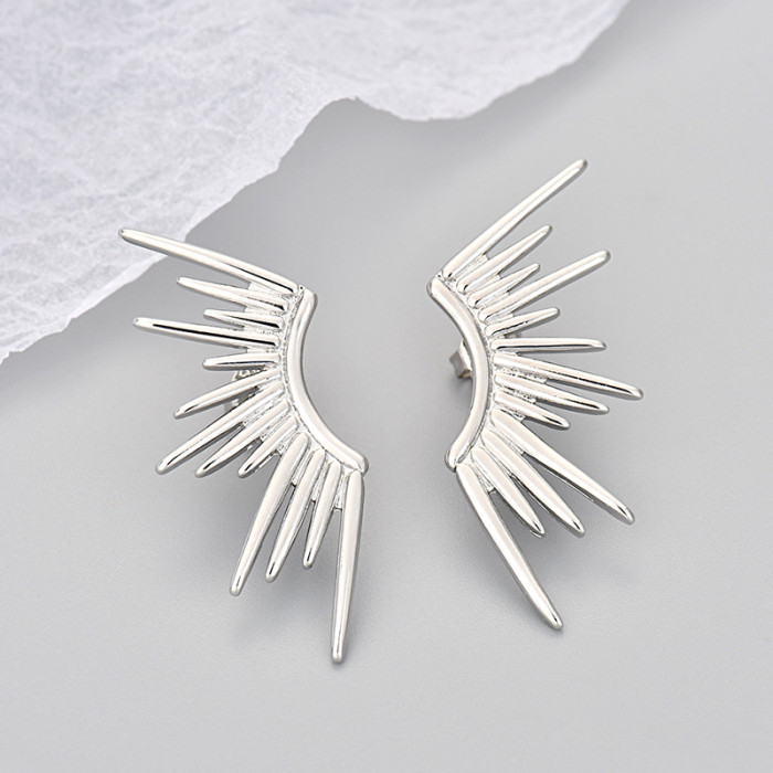 Personality Line Sun Stud Earrings for Women Creative Fashion Earrings Exaggerated Wing Ear Jewelry Wing Shape