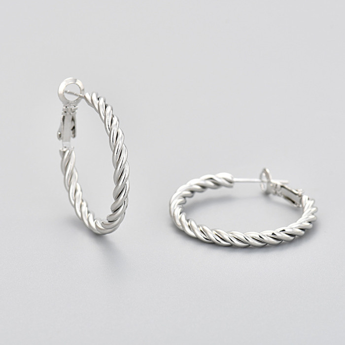 Twisted Pattern Large Hoop Earrings Geometric Twisted Round Earrings for Women Fashion Simple Versatile Stud Earrings...