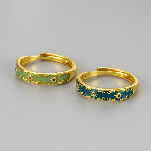New Ancient Style Peacock Green Enamel Ring with Beautiful Patterns, Niche Design, High-end Feel, Elegant Open Ring for Women