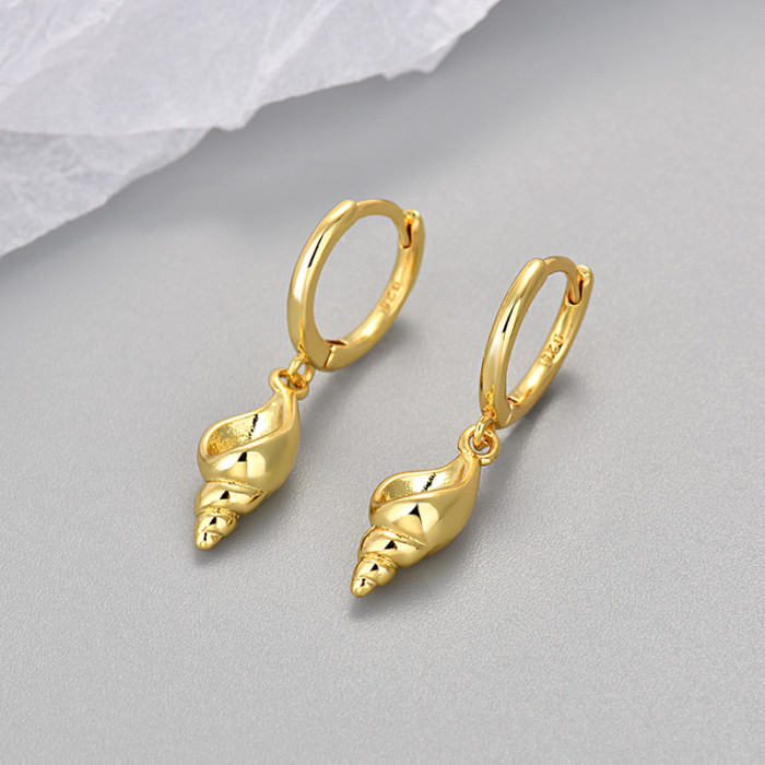 Fashion Personality Ear Clips for Women Conch Earrings Simple Ocean Element Earrings Design Sense Summer Ear Jewelry