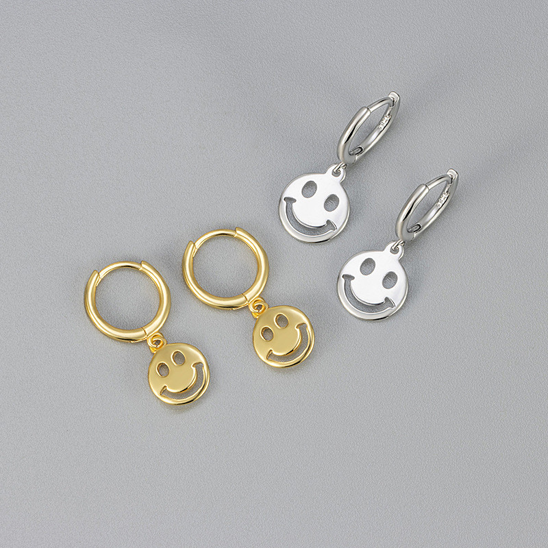 Cross-Border European and American Smiley Face Earrings 2024 New Versatile Fashion Emoji Niche Summer High-End Ear Clips Ear Pendants