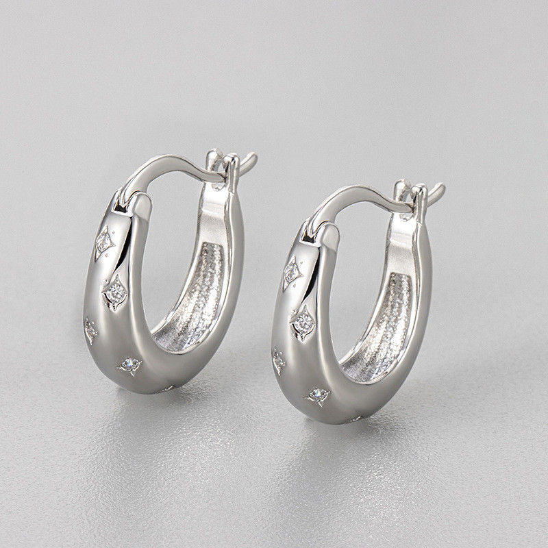 European and American Cross-Border Inlaid Diamond Four-Pointed Star Earrings Niche Design Versatile Japanese and Korean Simple Creative Women's Light Luxury Earrings Wholesale