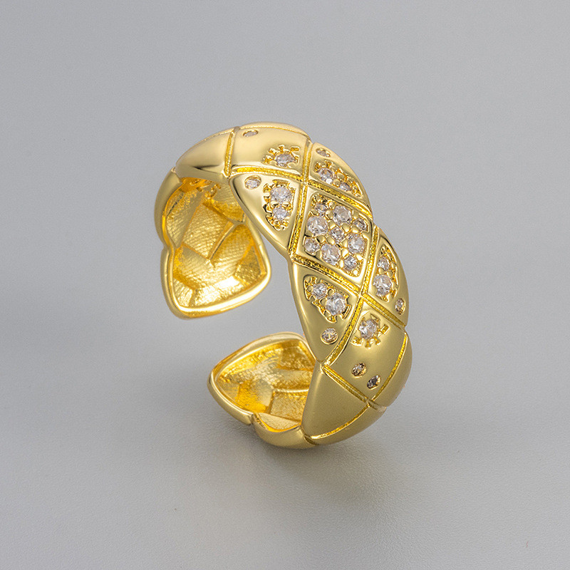 2025 New Small Chanel Style Diamond Ring Rhombus Pattern Sparkling Diamond Open Adjustable Silver Simple High-end Cool
