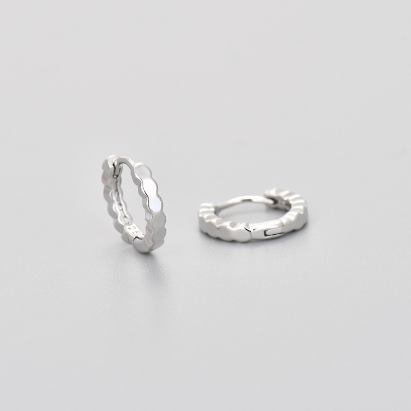 Glossy Polygonal Faceted Earrings Simple Circle Light Luxury High-end Earrings 2024 New Hot-selling Earrings Elegant