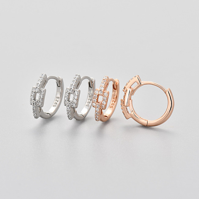 Minimalist Style Micro Inlaid Chain Small Earrings for Women Versatile Elegant Simple Earrings New Niche Design High-end Feel Ear Jewelry