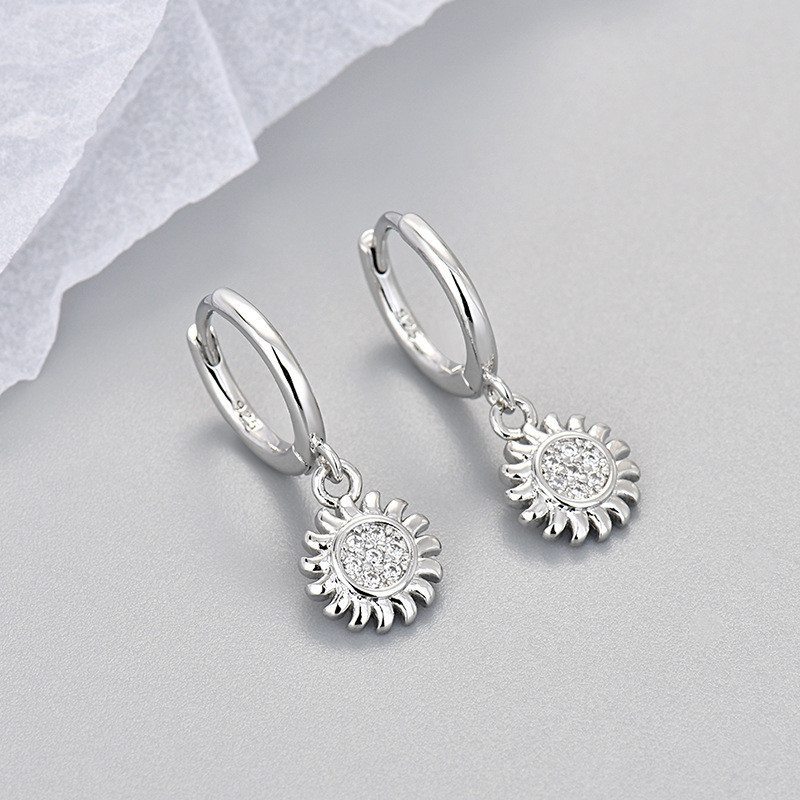 Foreign Trade Factory Wholesale European and American Fashion Inlaid Zircon Sun Hoop Earrings Versatile Simple Earrings Trendy