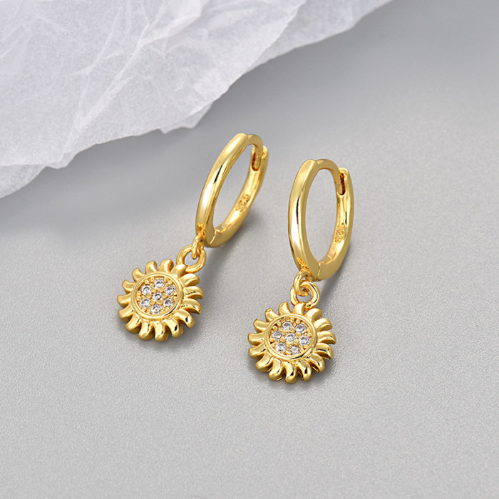 Foreign Trade Factory Wholesale Fashion Inlaid Zircon Sun Hoop Earrings Versatile Simple Earrings Trendy
