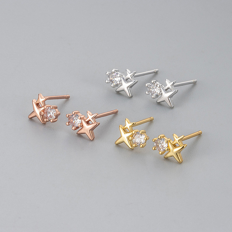 New Single Diamond Four-Pointed Star Earrings for Women, Niche Small Design, High-End Daily Commuting Versatile, Sleep-Free