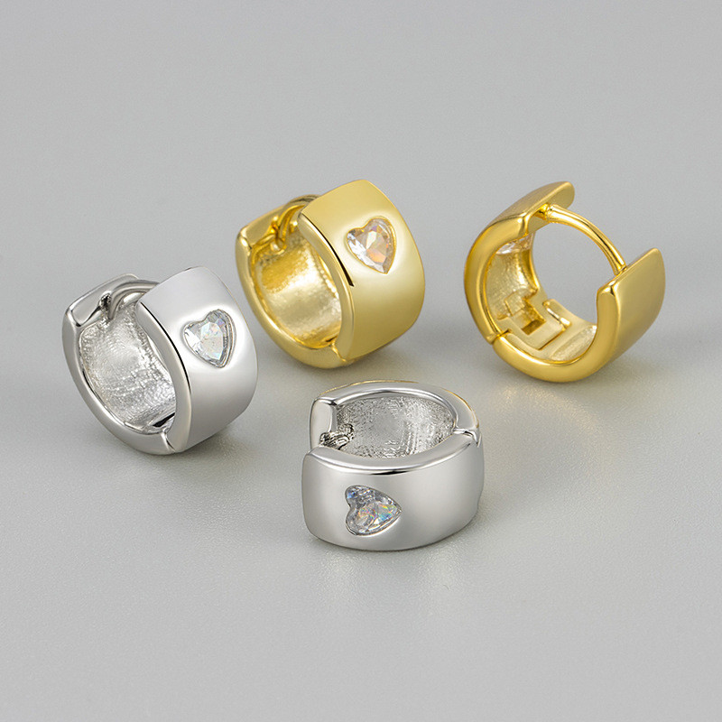 Unique Zircon Heart Earrings Minimalist Sweet Cool Niche Unisex Earrings Sparkling Diamond Accessories Versatile Earrings Texture