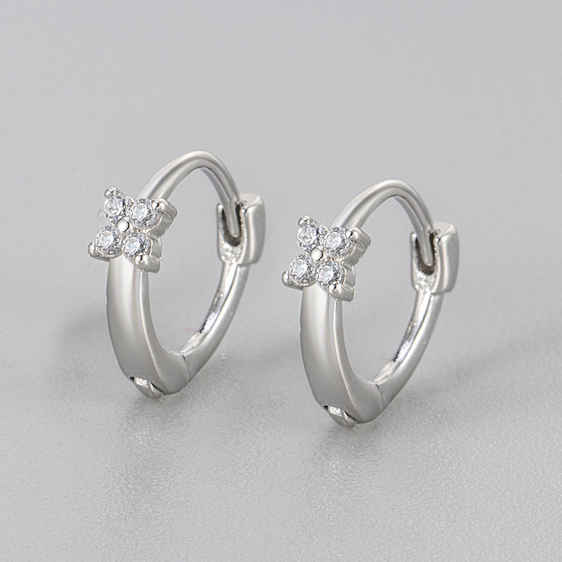 Foreign Trade Cross-Border Diamond-Studded Earrings for Women V-Diamond Korean Personality Temperament Simple Polka Dot Minimalist Style Diamond-Studded Four-Leaf Clover Earrings