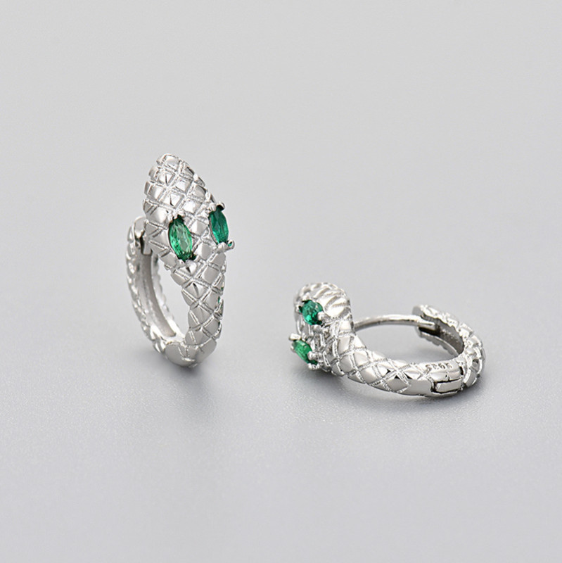 European and American Cross-Border Retro Snake Personality Light Luxury Earrings Niche Texture Hoop Earrings Exotic Snake Shape 9 Earrings Hot Girl Style