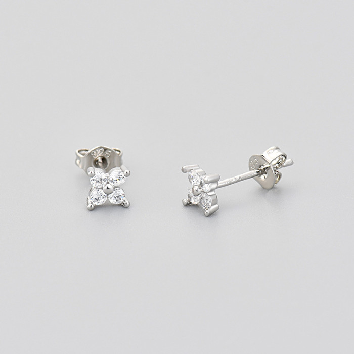 European and American Cross-Border Diamond-Encrusted Four-Leaf Clover Earrings for Women Sweet Versatile Petite Elegant Fashionable Light Luxury High-End Earrings