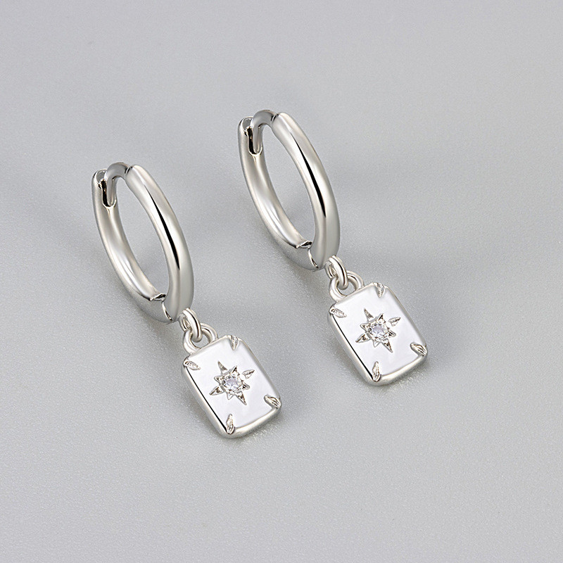 European and American Cross-Border Fangpai Star Design Simple Earrings for Men Trendy High-End Earrings Unique Personality Temperament Ear Jewelry