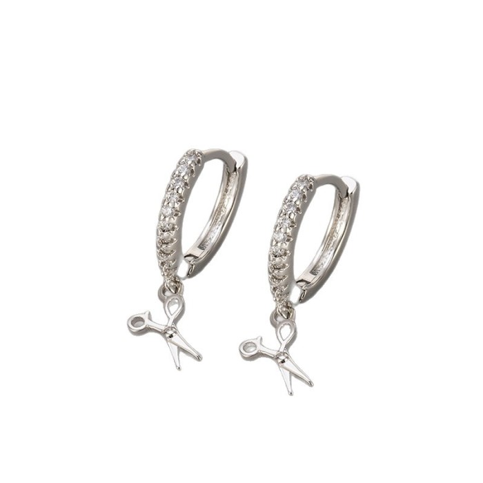 New Unique Niche Design Sparkling Stone Small Scissors Earrings Versatile Fashion High-End Earrings for Women