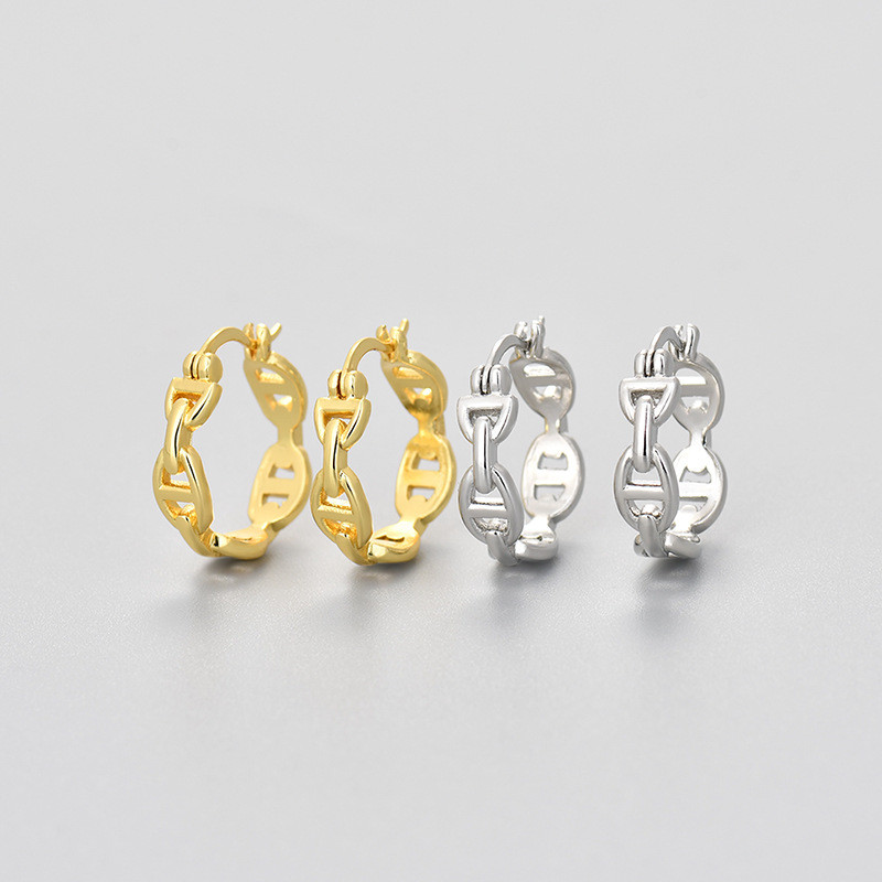 2024 New European and American Cross-Border Pig Nose Earrings High-End Gold Minimalist Style Circle Earrings Fashion Retro Niche