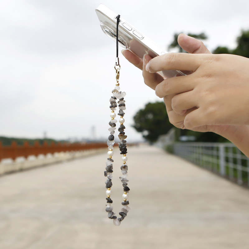 Creative Personality Niche Handmade Beaded Phone Chain New Women's Natural Stone Amethyst Crushed Stone Phone Lanyard