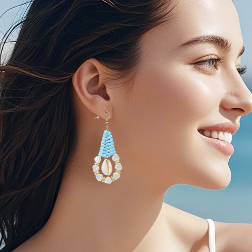 New Bohemian Vacation Style Natural Conch Pearl Earrings Beach High-End Light Luxury Water Drop Earrings for Women
