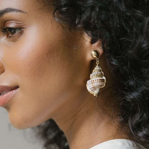 European and American Cross-Border Natural Fashion Shell Conch Earrings High-End Vacation Style Hypoallergenic Ear Studs Metal Earrings for Women