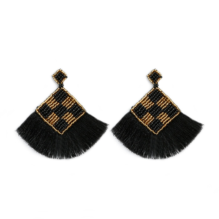 Autumn Winter New Earrings Fluffy Creative High-End Niche Handmade Rice Bead Stud Earrings Tassel Earrings for Women