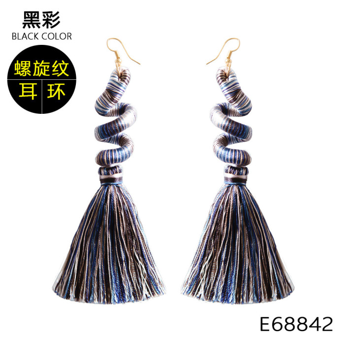 New Heart-shaped Earrings European and American Bohemian Retro Ethnic Style Heart Tassel Earrings Elegant Ethnic Style Earrings