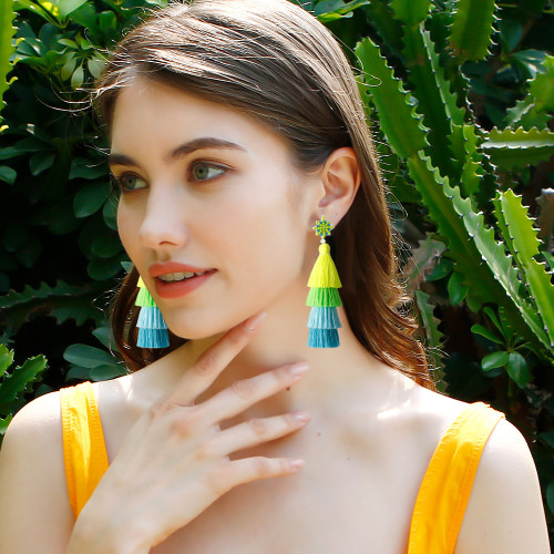 Handwoven Ethnic Style Tassel Earrings High-end Five-pointed Star Dopamine Versatile Fashionable Temperament Rice Bead Earrings