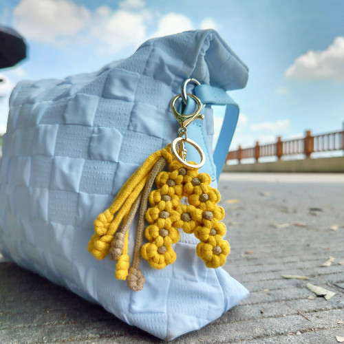 Creative Niche Alphabet Keychain Thanksgiving Intangible Cultural Heritage Handicraft Rice Spike Small Daisy Flower Handwoven Pendant