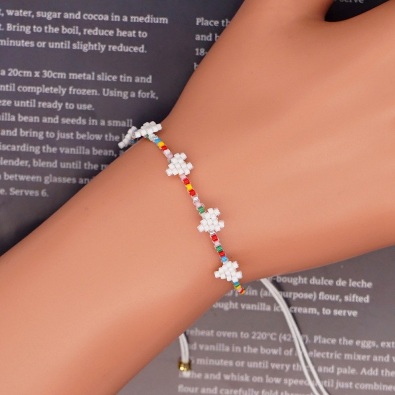 Purely Handwoven Heart-shaped Round Bead Necklace Colorful Women's Rice Bead Bracelet Natural Bracelet Cross-border Mother-of-pearl