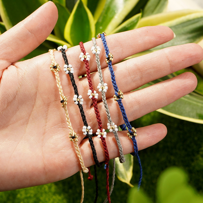 Forest Style Small Daisy Bracelet White Rice Beads Wax Thread Woven Fresh Versatile Daily Commuting Jewelry