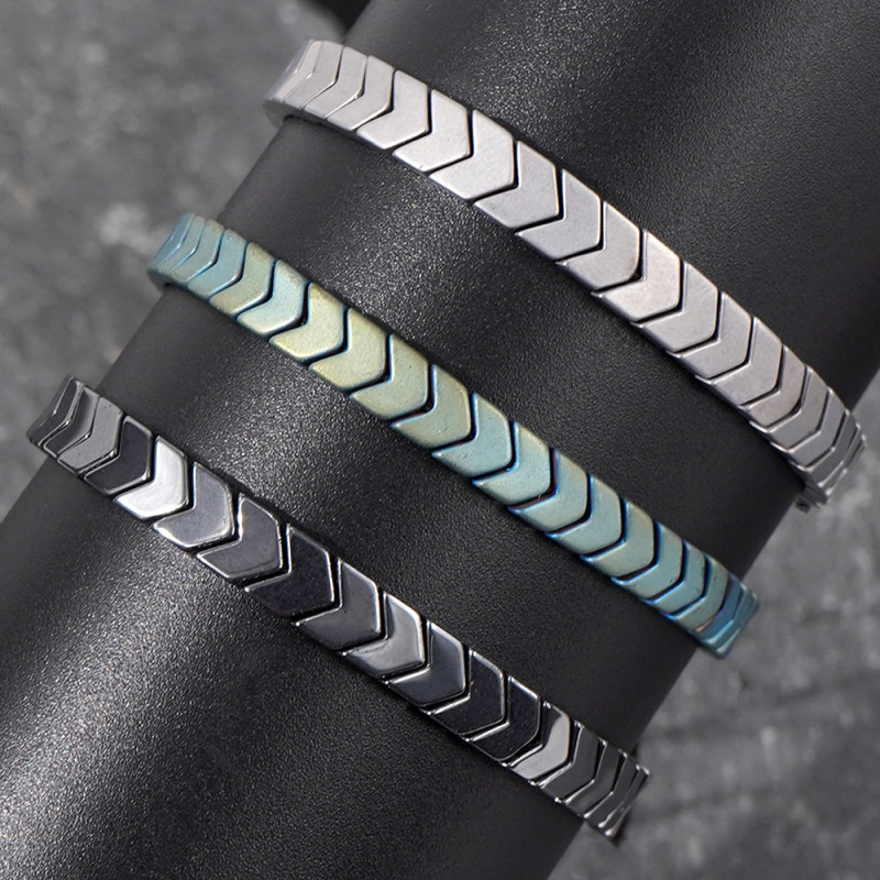 2025 New Black Gallstone Cross Bracelet Street Trend Arrow Design Geometric Style Light Luxury High-end Feel Bracelet