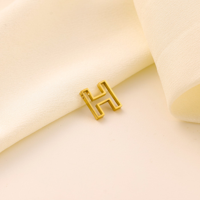 26 Letter Hollow Stainless Steel Initial Pendant Light Luxury High-End DIY Accessories Jewelry Wholesale, Necklaces