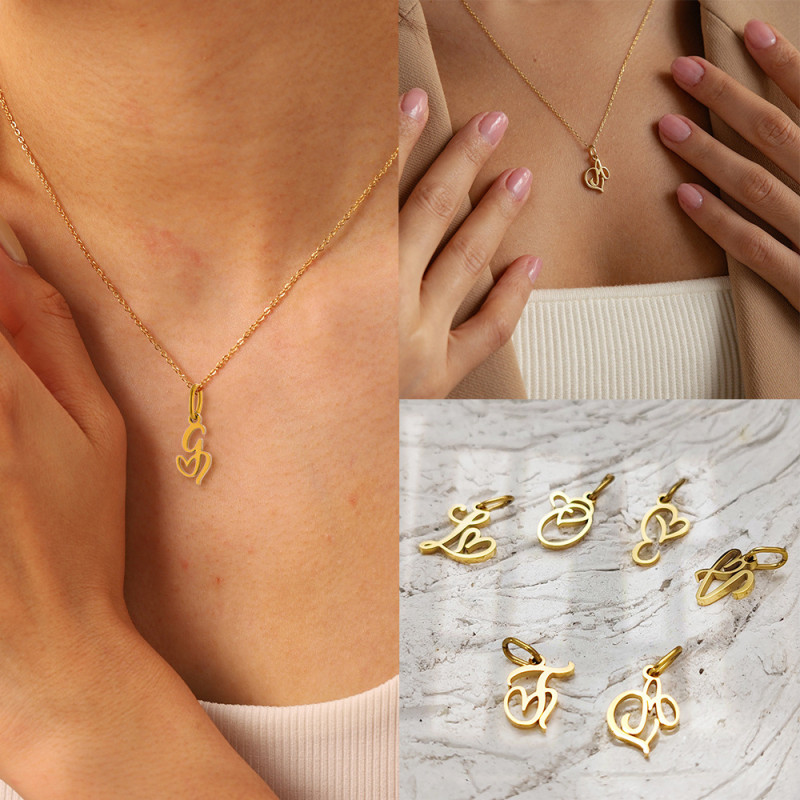 European and American 26 Letters Hot Selling Art Versatile Titanium Steel DIY Necklace Pendant Accessories Cross-Border Foreign Trade Jewelry Wholesale