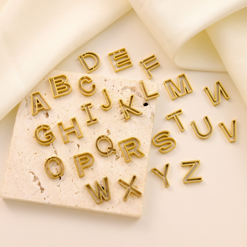 Cross-Border European and American 26 Letter Hollow Stainless Steel Initial Pendant Light Luxury High-End DIY Accessories Jewelry Wholesale