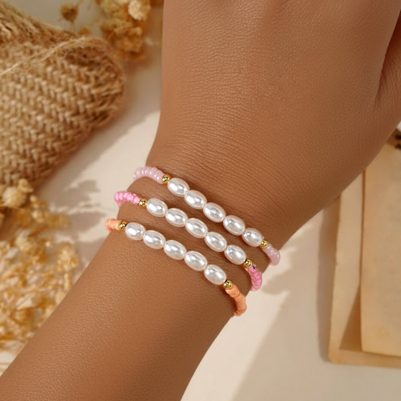 Exquisite Handmade European and American Bohemian Beaded Elastic Bracelet for Women, Best Friend Style, Daily Outing, Elegant and Trendy Bracelet