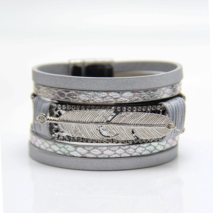 2022 Cross-Border European and American Hot Sale Feather Leather Woven Women's Multi-Layer Bracelet Personalized Leaf Magnetic Clasp Bracelet
