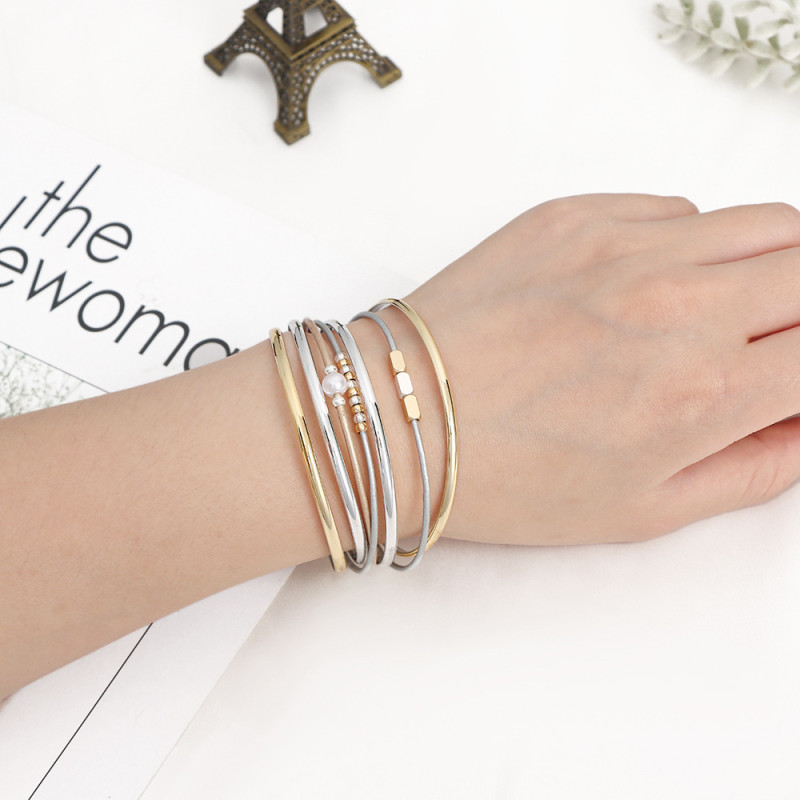 European and American Style Fashion Multi-layer PU Leather Alloy Bracelet for Women Simple Pearl Magnetic Clasp Bracelet Jewelry Cross-border Hot Sale